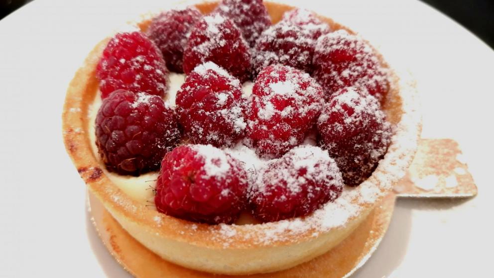 В кисловодской кандитерской избирателей угощают капучино