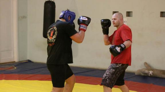 Фёдор Емельяненко тренируется в Кисловодске