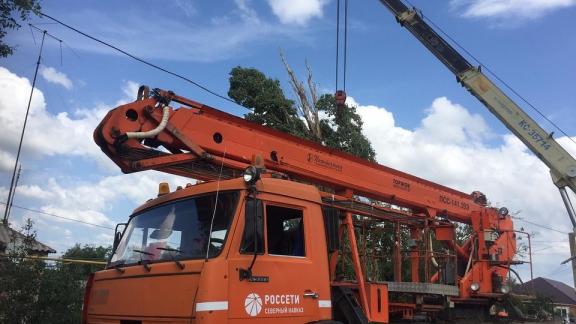В ставропольском селе Куршава восстановили электроснабжение после ливня