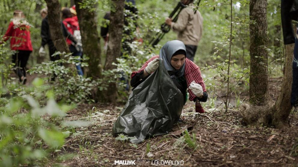 100 пакетов мусора вынесли со склона горы Машук