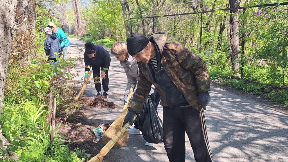 Более 20 тысяч человек стали участниками субботников в Ставрополе