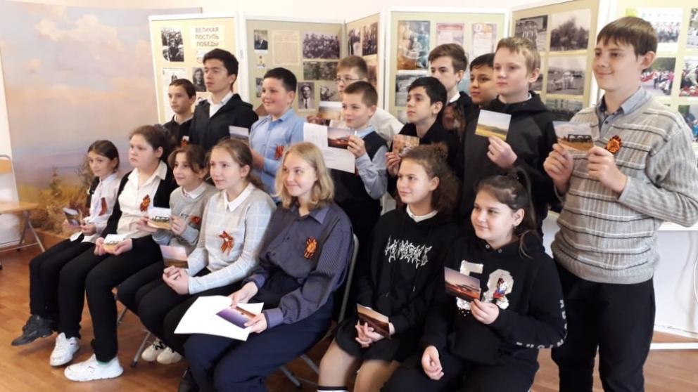 Школьники села Татарка провели Урок мужества в сельском историко-краеведческом музее