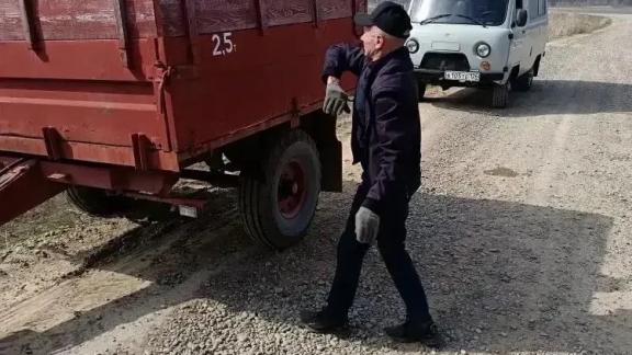В Кочубеевском округе налажена системная работа по наведению порядка и благоустройству территорий
