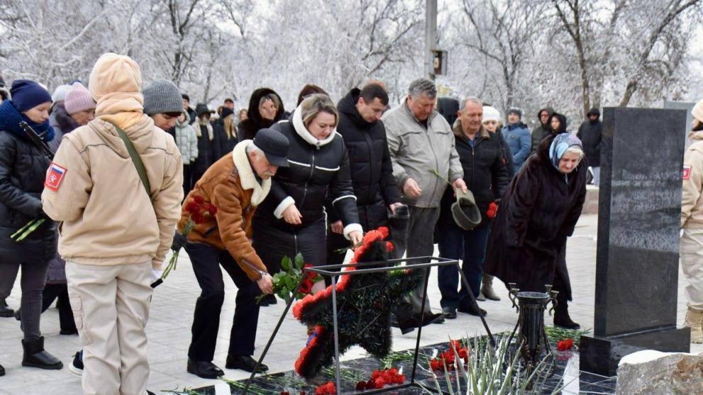 В селе Дивном открыли мемориальную плиту участникам СВО