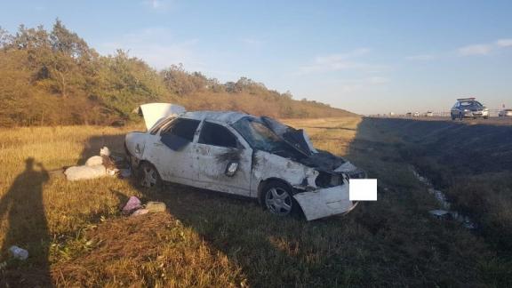 В Андроповском районе перевернулась легковушка: ранена женщина