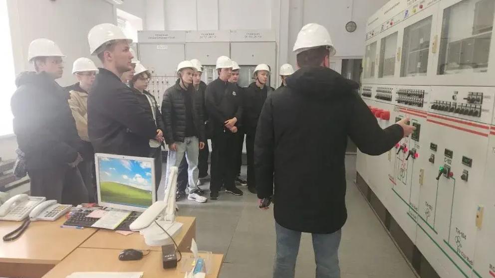 Ставропольские студенты знакомятся с энергетическими объектами региона