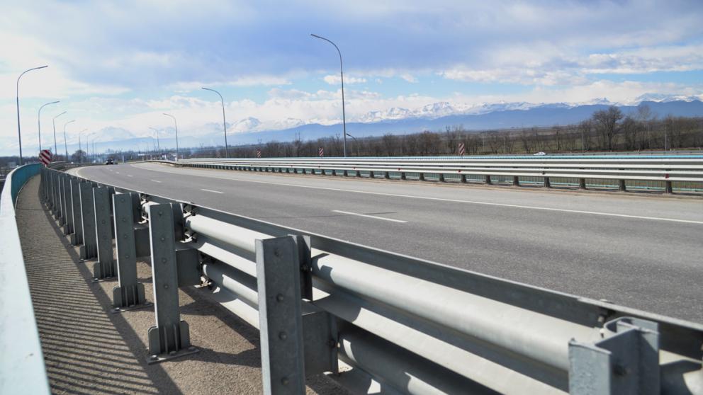 В Нефтекумском округе Ставрополья отремонтировали 2,8 км местных дорог