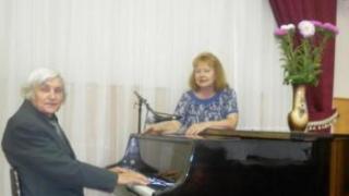 Композитор Графаил Фомичев исполнил свои песни для пятигорчан