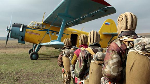 Прыжки с парашютом для ставропольских кадетов – это познание себя, а не экстрим ради селфи