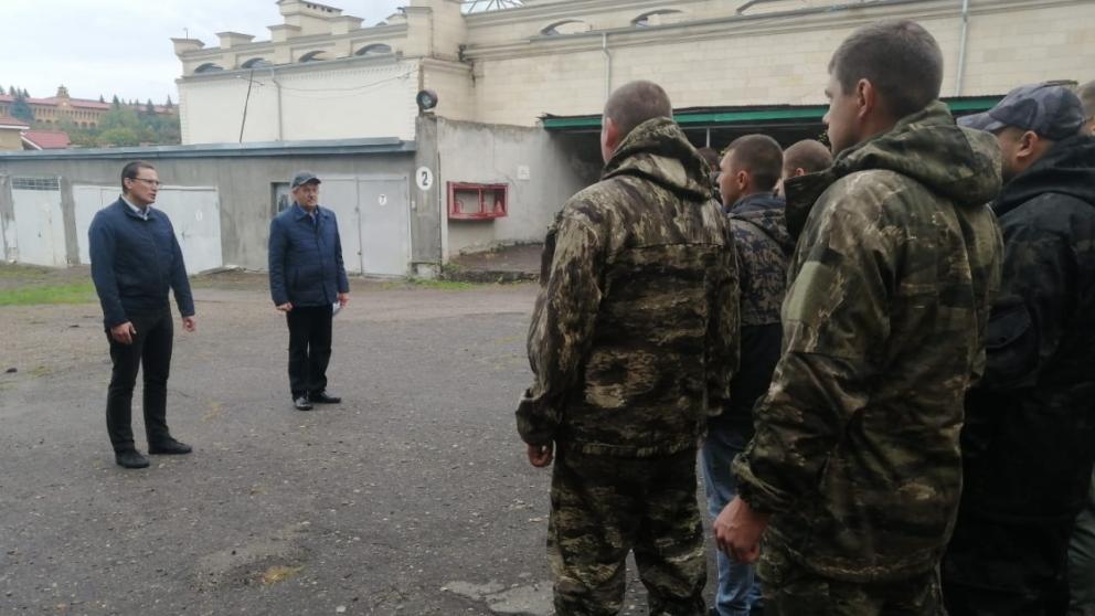 Кисловодчане передали очередную партию необходимых вещей мобилизованным