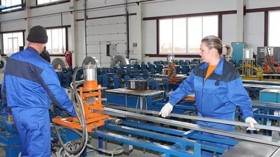 Владимир Владимиров заявил о положительной динамике развития промышленности