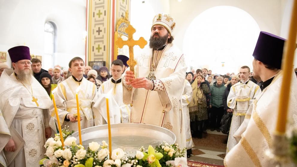 На Ставрополье крещенскую воду передадут больным коронавирусом