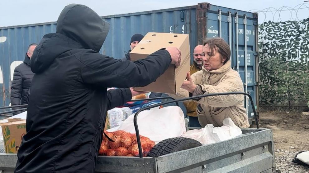 Кировский округ отправил более трёх тонн гуманитарной помощи в Запорожье
