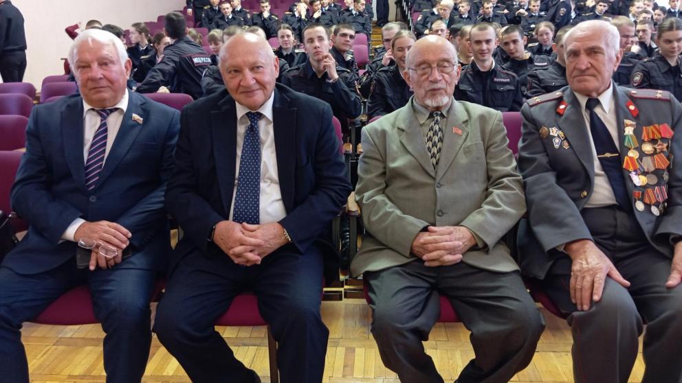 Ставропольские курсанты встретились с «детьми войны»