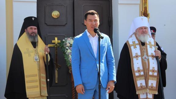 Митрополит Кирилл пожелал успехов казачатам Калмыкии