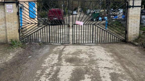 В Кисловодске перед Пасхой ограничили въезд на кладбища