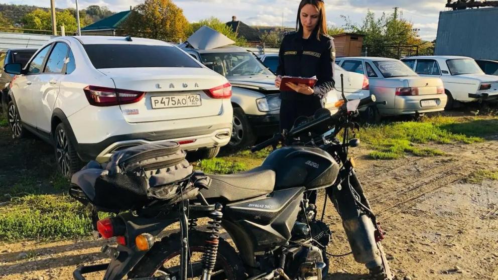 В Светлограде у осуждённого за пьяную езду конфисковали мопед