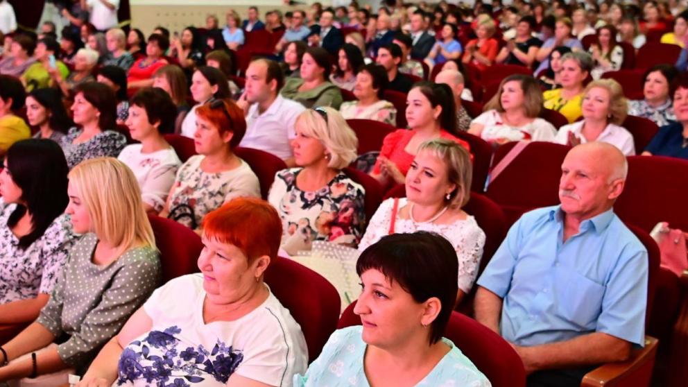 Педагоги Прикумья обсудили стратегию развития системы образования