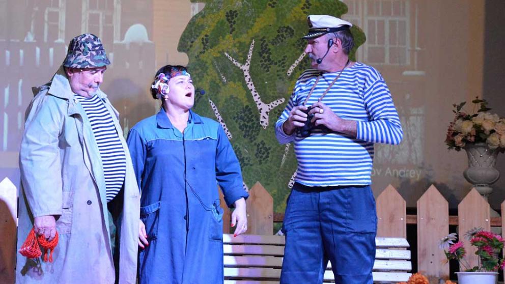 В Дивном состоялось открытие Года театра