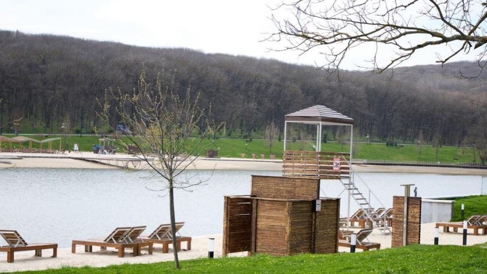 Комсомольский пруд Ставрополя готовится к открытию купального сезона