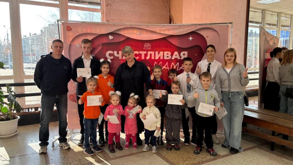 В школе приемных родителей Ставрополья обучились уже 8000 человек