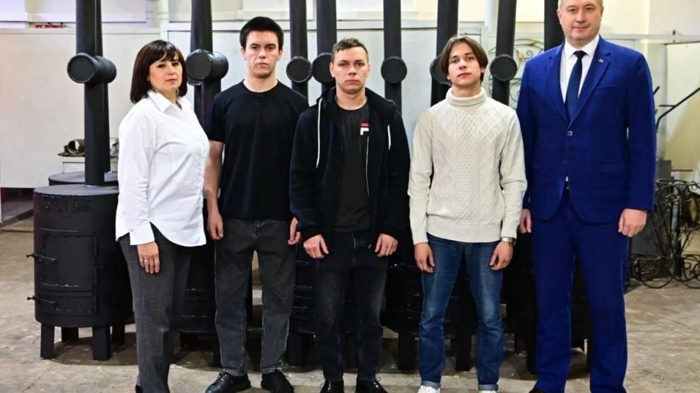 Прикумские студенты изготовили печки-буржуйки для участвующих в СВО солдат