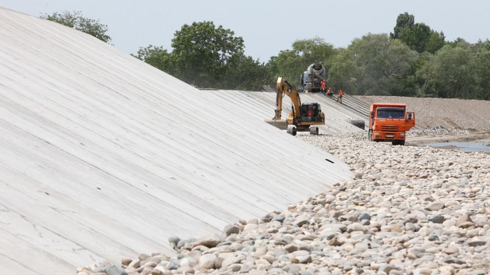 В Невинномысске от паводка защитят до 300 домовладений