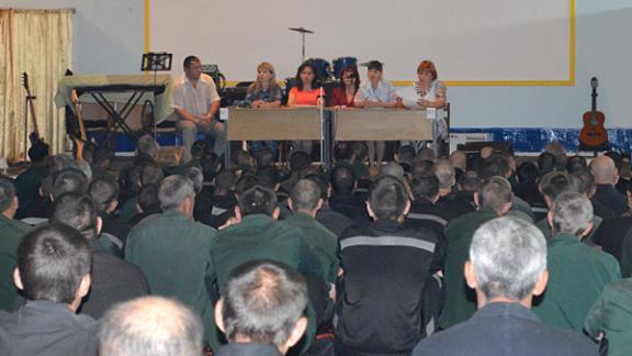 В колонии провели занятия «Школы подготовки осужденных к освобождению»