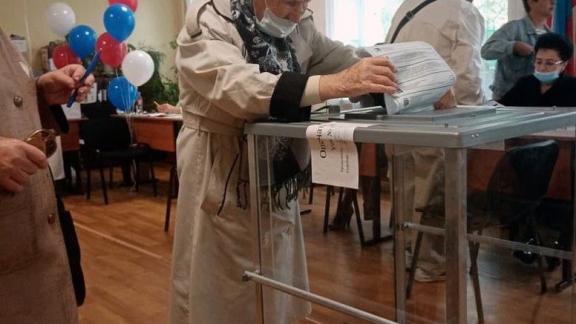 Участие в выборах приняла 100-летняя жительница Невинномысска