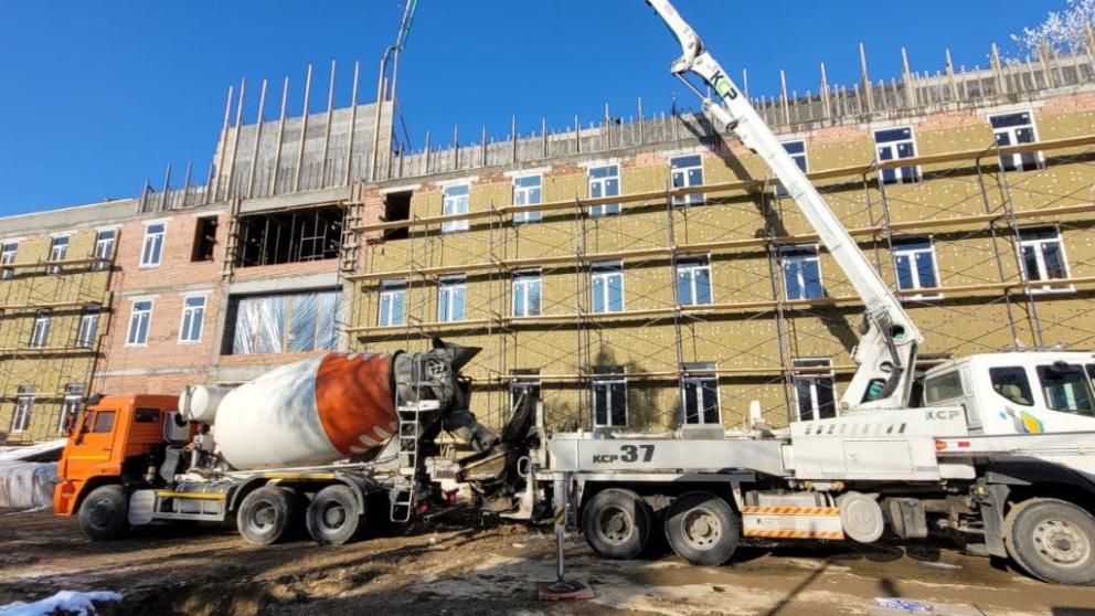 На Ставрополье в станице Курской строят поликлинику