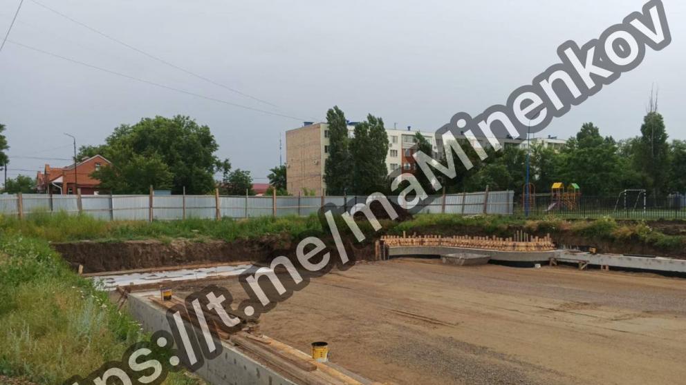 В Невинномысске в окраинном микрорайоне обустраивают сквер «Новый»