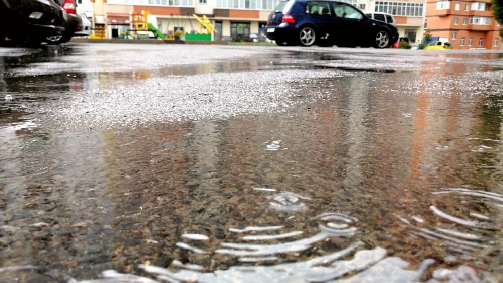 На Ставрополье прогнозируют сильный дождь с грозой и градом