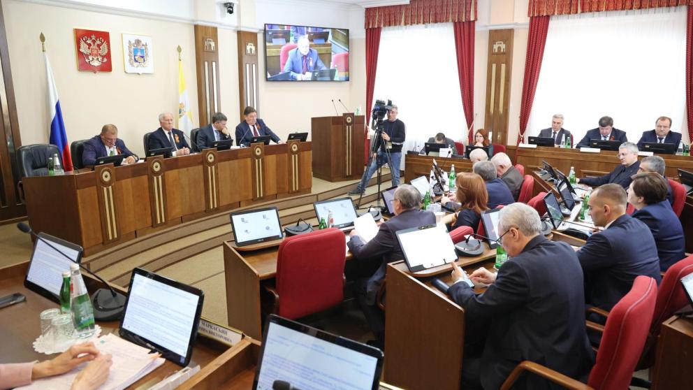 О патриотическом воспитании, исторической памяти и сельских старостах говорили на заседании Думы Ставрополья