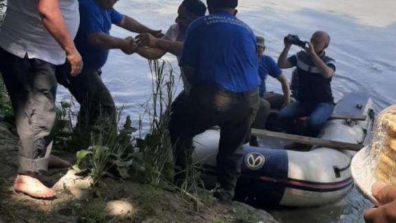 Казаки Курского района Ставрополья поздравили соседей из Чечни с Днём России