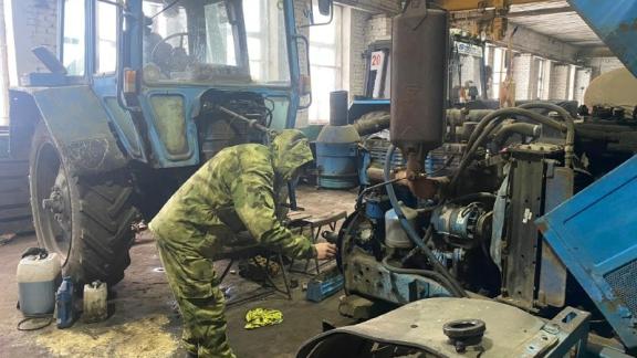 Минераловодские аграрии готовят технику к весне