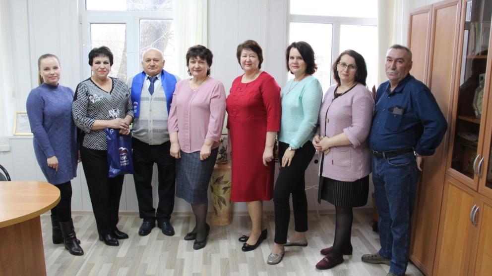 На Ставрополье партактив «Единой России» поздравил работников СМИ с профессиональным праздником