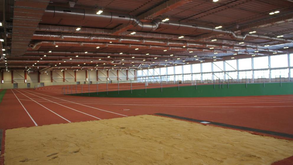 В Кисловодске построили крытый легкоатлетический манеж для любой погоды