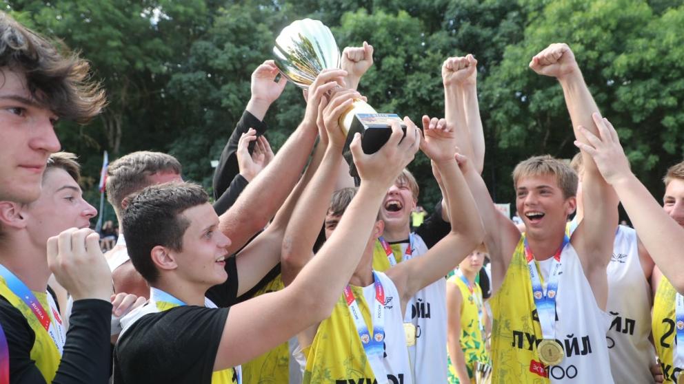Первенство России по пляжному гандболу закончилось победой ставропольских юношей