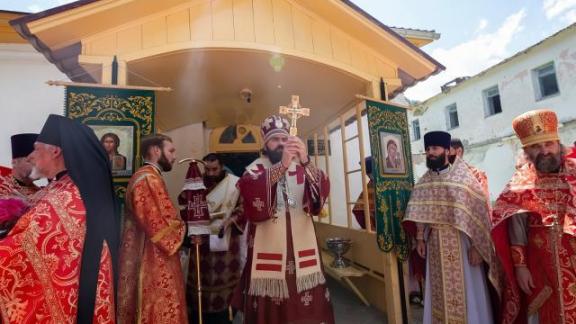 В Архызе в древнейшем действующем храме России провели престольные торжества