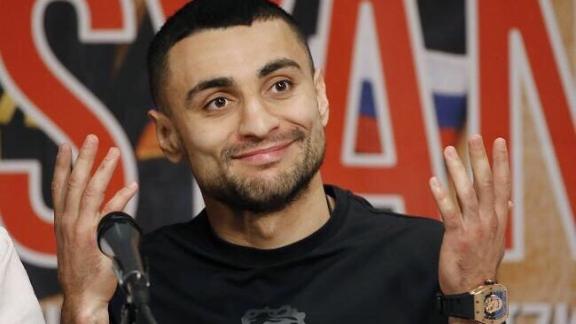 Тренер пятигорского боксёра Давида Аванесяна прокомментировал бой подопечного