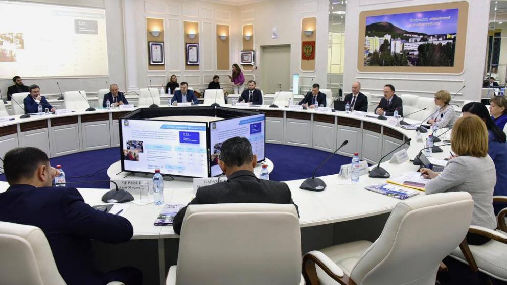 В Пятигорске прошло совещание по вопросам оценки качества образования