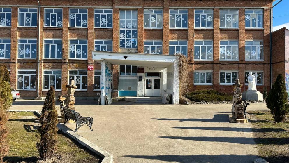 Стартовал капремонт школы в станице Марьинской