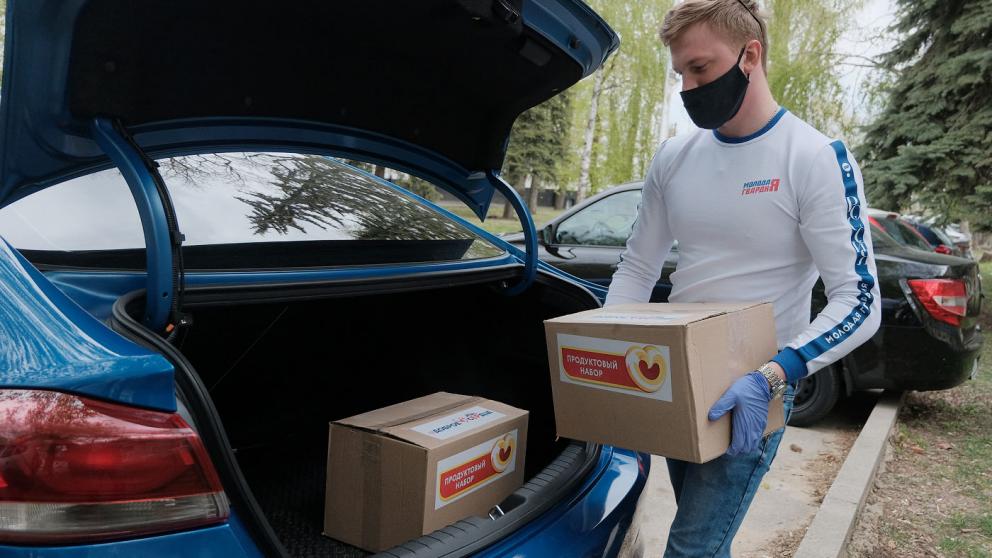 Нуждающимся ставропольцам за день доставили более 4 тысяч продуктовых наборов