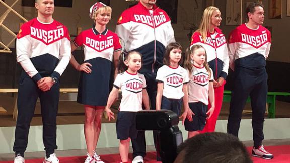 Олимпийская форма сборной России для Игр 2016 выполнена в стиле авангард