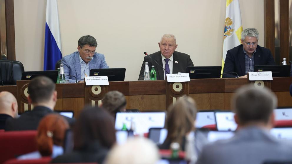 В Думе Ставрополья изучили состояние пищевой и перерабатывающей промышленности