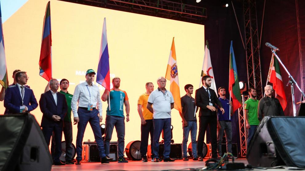 Руководство субъектов СКФО обсудили с участниками форума «Машук» проблемы региона