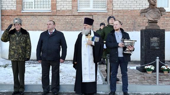 Бюст императора Николая I установили в воинской части в Невинномысске