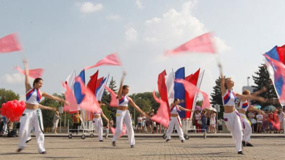 С Днём России – главным праздником страны!