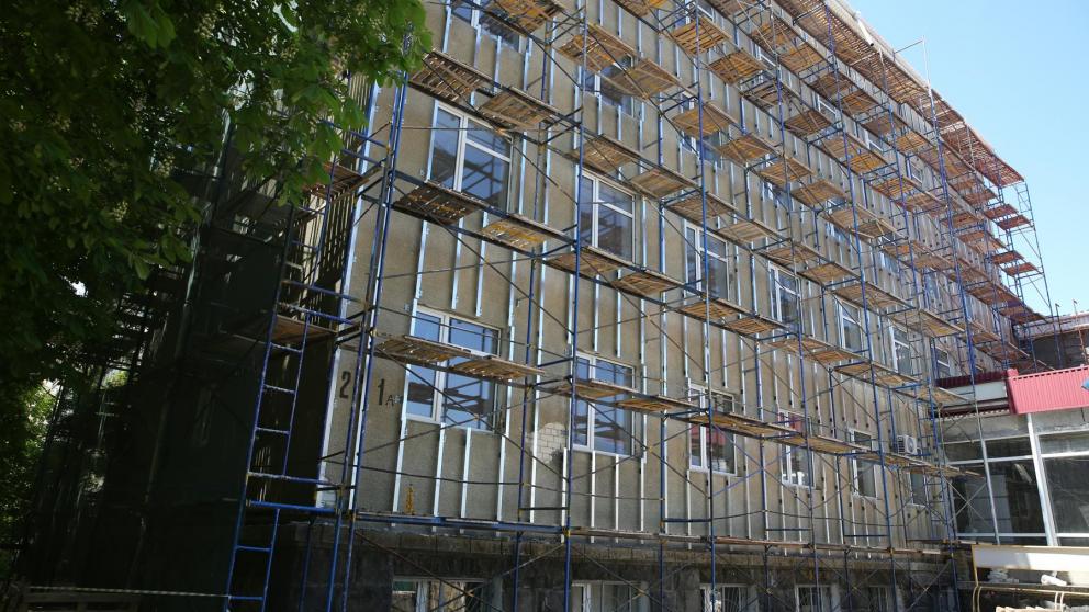 В Ставрополе продолжается масштабный капремонт Детской школы искусств