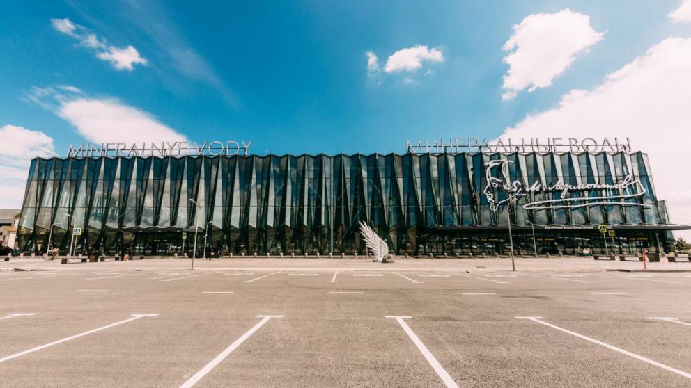 В аэропортах Ставрополя и Минвод отменили и задержали десятки рейсов